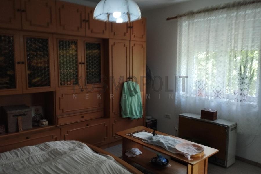 Prodaja, KOMPLETNO NAMEŠTEN STAN BEZ ULAGANJA
