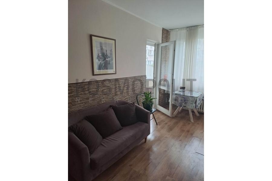 Prodaja, Voždovac  -  Braće Jerković, uknjižen na 5.spratu