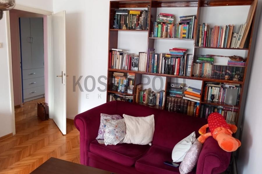 Prodaja, Dorćol, Cara Dušana, 2.0-soban, 53m2, 240000 eur