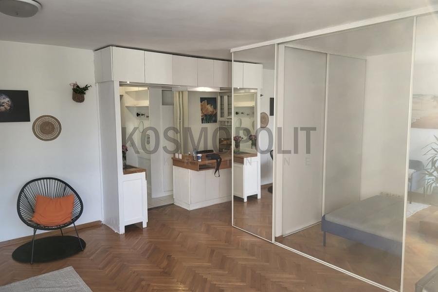 Prodaja, Autokomanda, odličan stan na vrhunskoj lokaciji