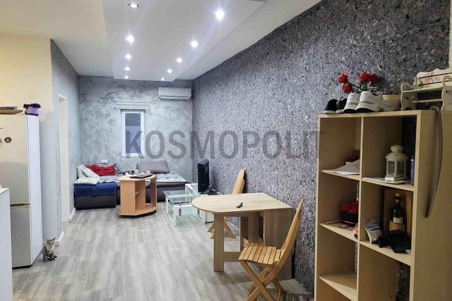 Prodaja, Miljakovac III, Miljakovačko Brdo, namešten, 71m2, dva parking mesta